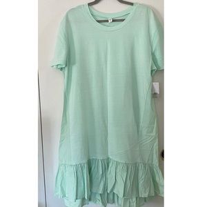 🆕 Long dress with asymmetric shape